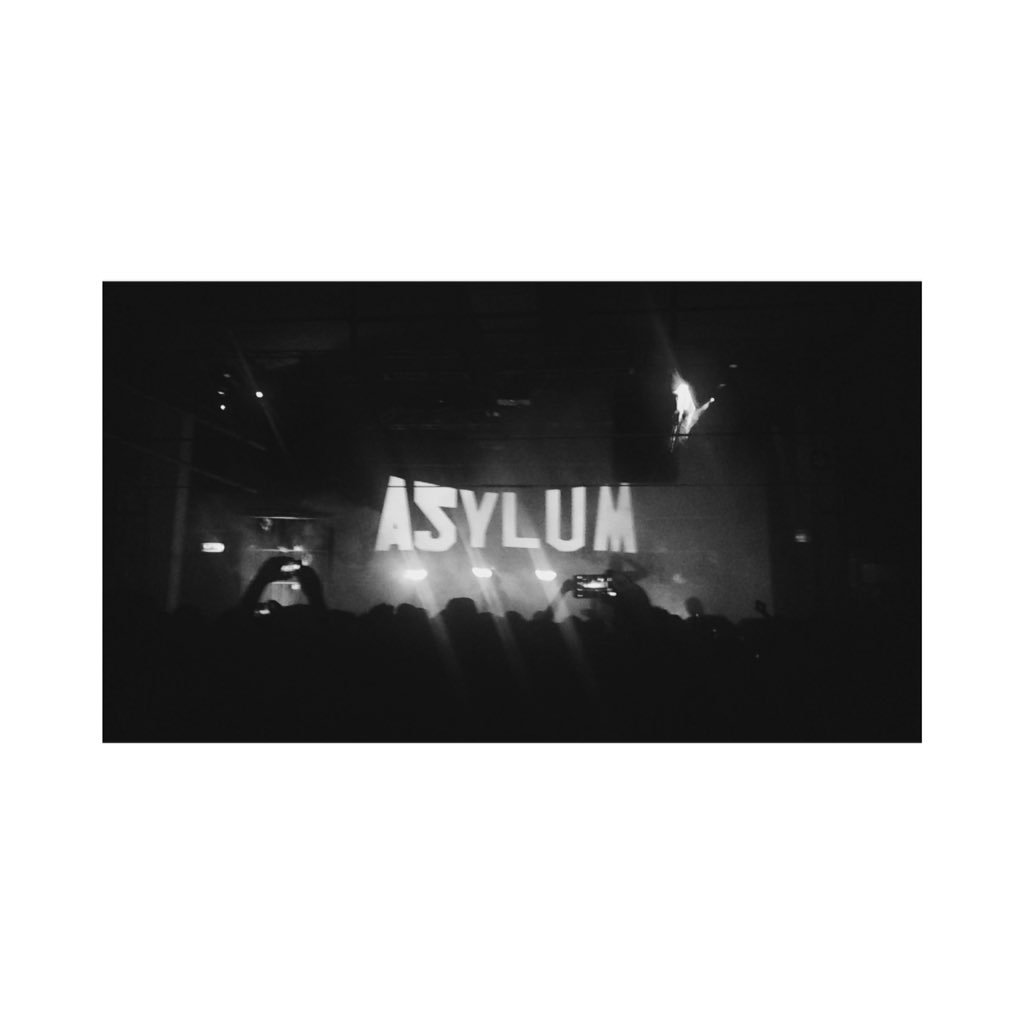 catecops's tweet photo. It's a good night #BTSM #BlackTigerSexMachine #Delirium #Ferrara https://t.co/mKfGgUPpZ0