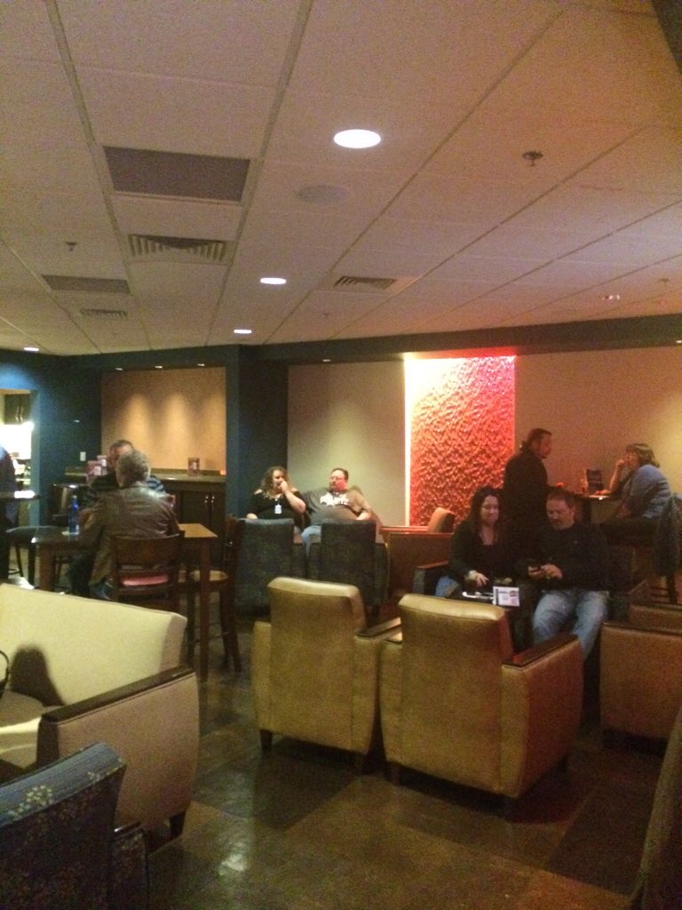 sevenvenues's tweet photo. The #StageLeftLounge at #ChryslerHall, during select shows, is a party! Tonight before #RonWhite! https://t.co/MRYr1LxY5H