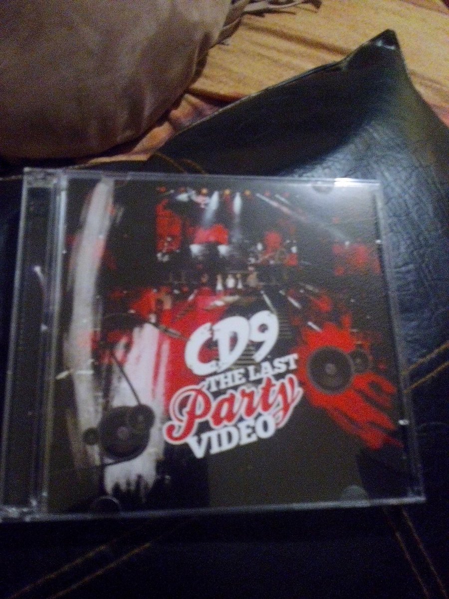 mylovxshawn's tweet image. ESQUE ES HERMOSOOOO 📀😭😍😍😍😍❤ @somosCD9 #TheLastPartyVideo .