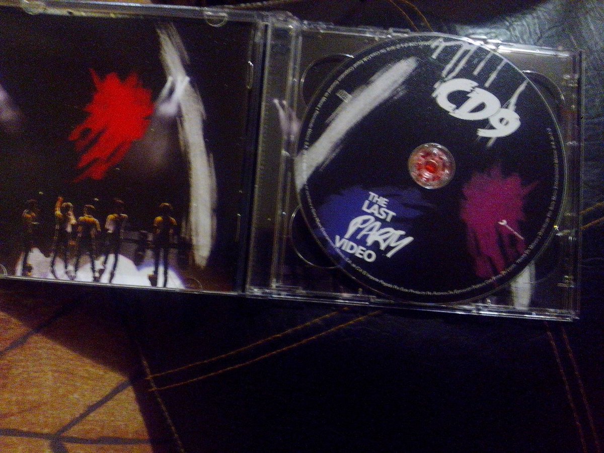 mylovxshawn's tweet image. ESQUE ES HERMOSOOOO 📀😭😍😍😍😍❤ @somosCD9 #TheLastPartyVideo .