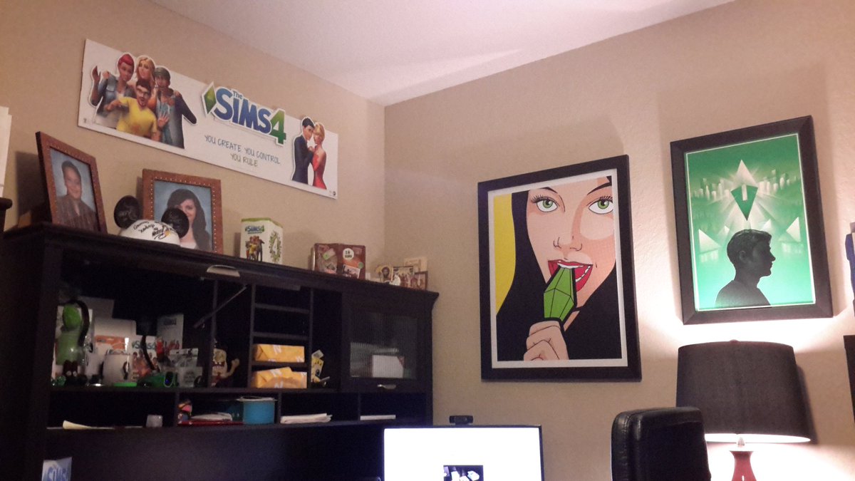 SimsVIP's tweet image. Well everyone, my shrine is done! 😹😆❤👌