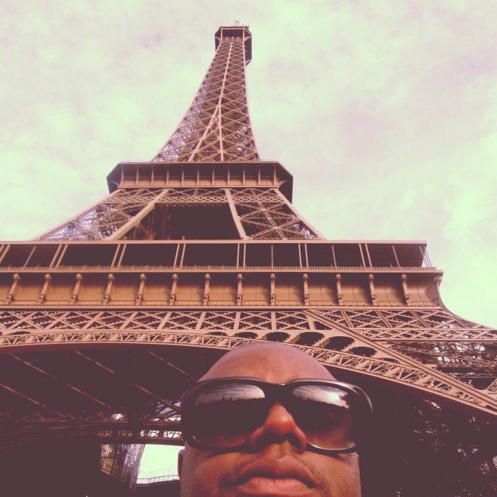 TheLLamont's tweet photo. Keep Paris in our hearts and on our minds... https://t.co/z9nXJC9un0
