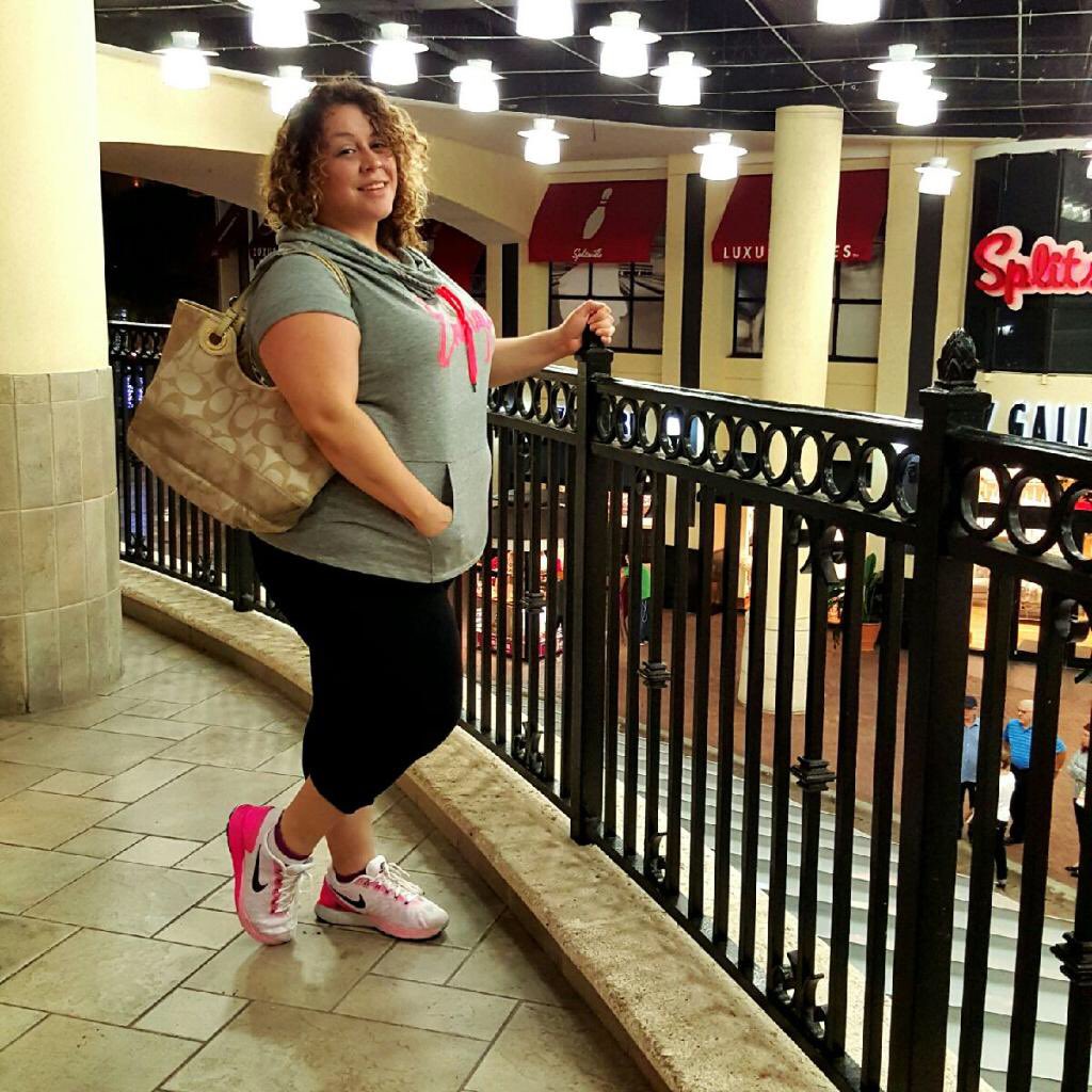 HealthyFatChick's tweet photo. Can I just wear @lanebryant #LivActiv everyday? https://t.co/26iuf1P3wm