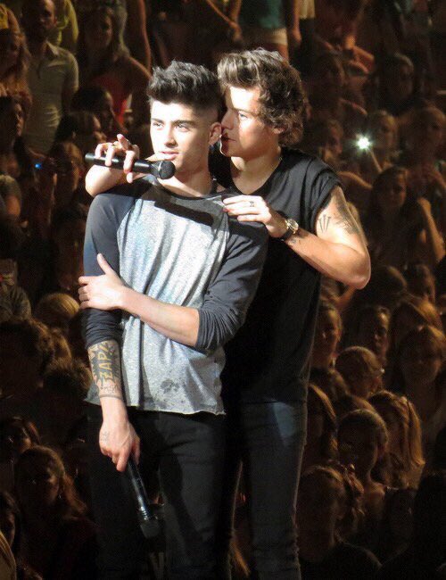 tmh harry (@thetmhstyles) on Twitter photo 