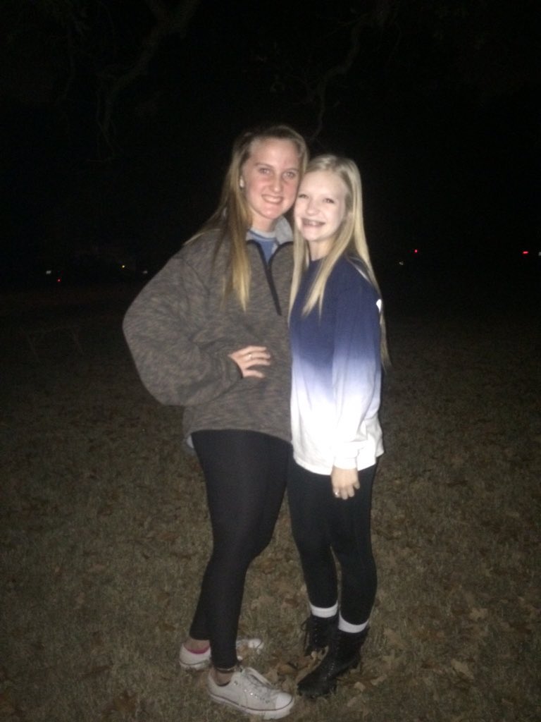 haileyn01's tweet image. BonFire🔥