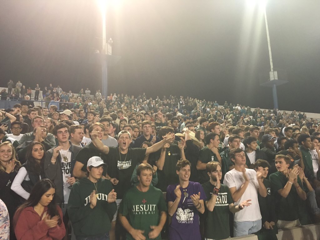 ignatian_nation's tweet photo. CRUSADERS WIN! Final 21-13. Crusaders advance to the next round of the 2015 UIL State playoffs. #EATSTATE https://t.co/3aACvbzxMs