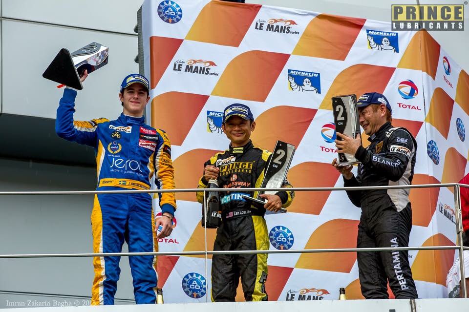 johnbmracing's tweet photo. Gonna get better at tweeting now that some interesting might start to happen! https://t.co/Yuxl6rAUjo
