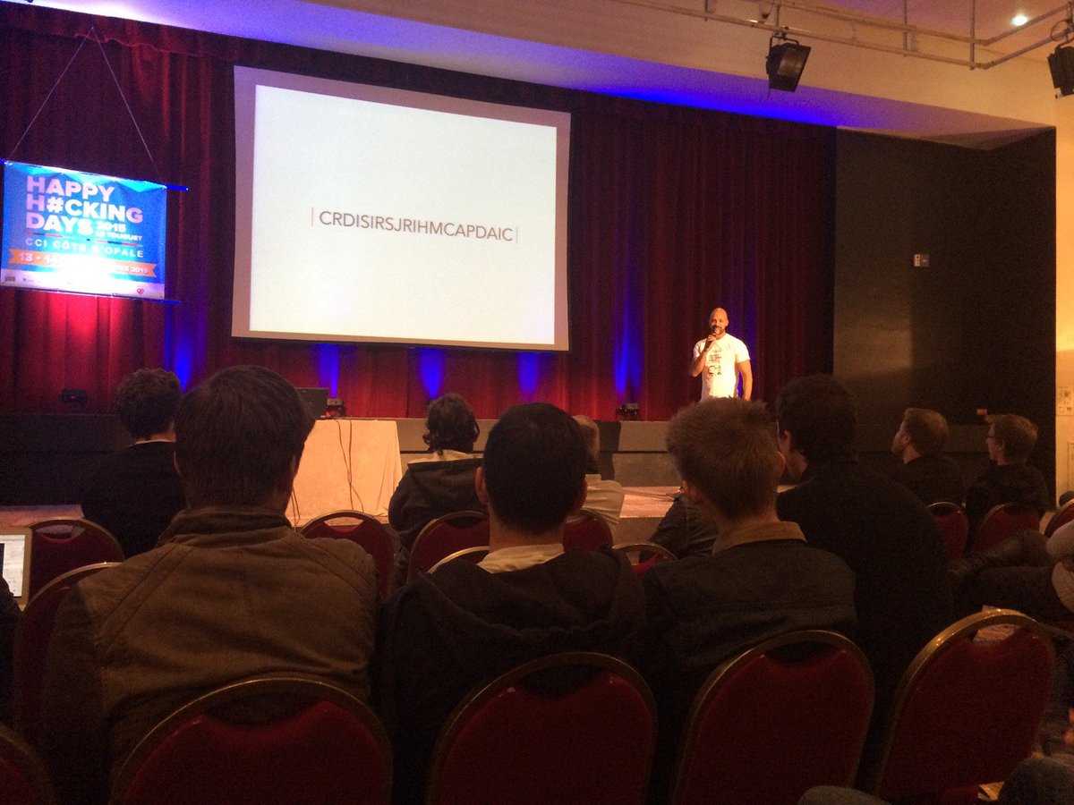 HappyHackingD's tweet image. Coaching matinal aux #HHD #LeTouquet par @kwasi ! 
#pitch #happyhackingdays