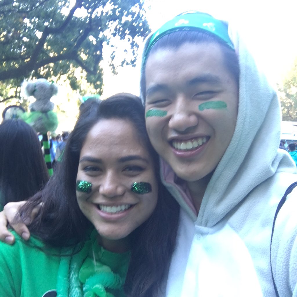 michaelhjlee's tweet photo. Memorable day with the loves of my life!💚🐨💚 #D25E #FRS2015 https://t.co/pEVV6OPSSb