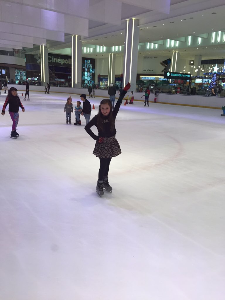 Saturday Friends #albercada #patinaje #friends #happy