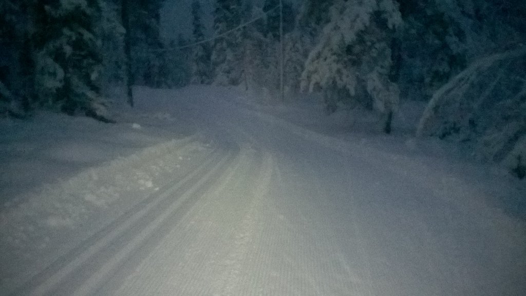 villeiam's tweet photo. Suksitestiä upeissa olosuhteissa ❄ #skimuonio #olos #xcskiing #haltiworld @haltiadventure https://t.co/w4TzY8WcFt