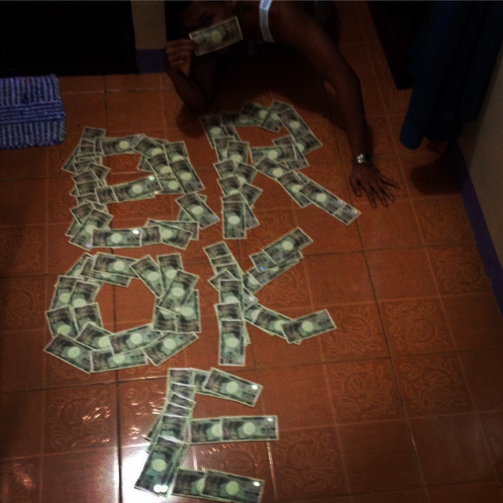 Embedded image permalink