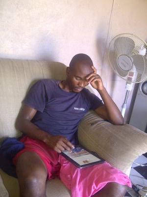 Solacesphe's tweet photo. Bored https://t.co/LOQ9JML9uY