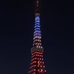 東京タワー、そしてノッポン兄弟も祈る。#PrayForParis