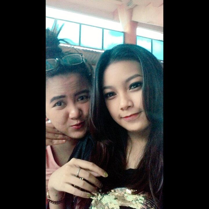 SyafiraNA tweet media