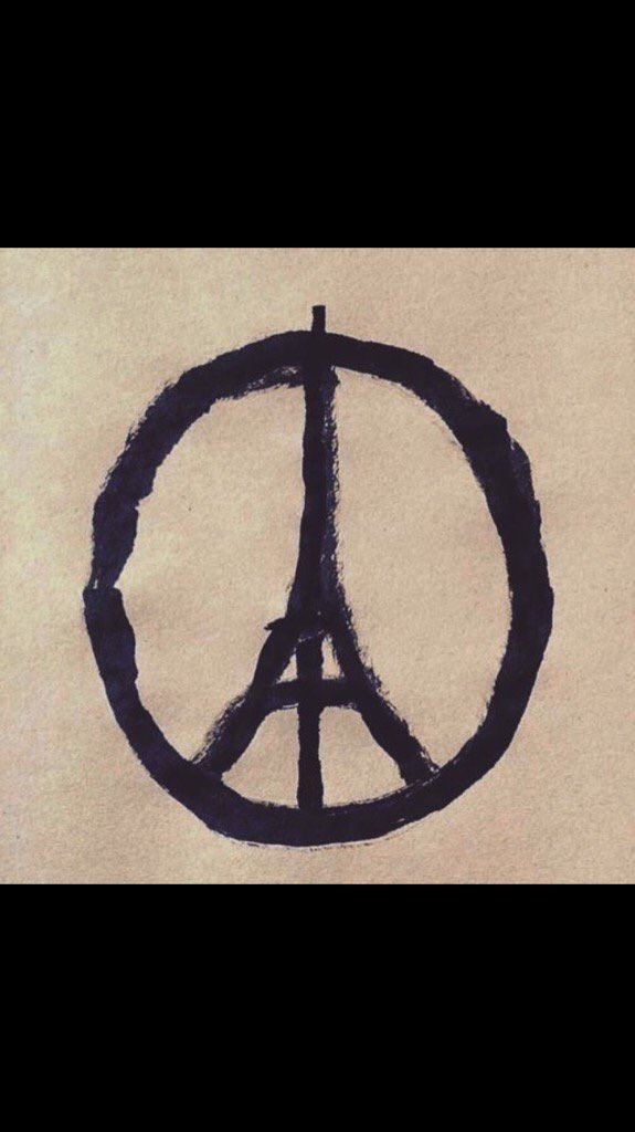 CarolynSmith51's tweet photo. con orgoglio lo presto mio progetto personale a #PrayForParis #FUT FUCK U TERRORISTS! #Iononhopaura #lifeisfreedom https://t.co/F2LqVqBFaM