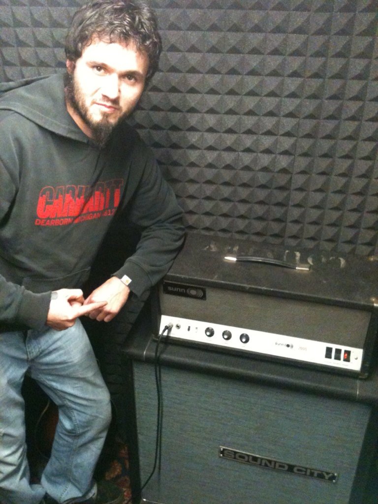 throne_sludge's tweet image. Testing a new sound for the new album!!!! Thank you Enrico!

#matamp #soundcity #orange #sunn