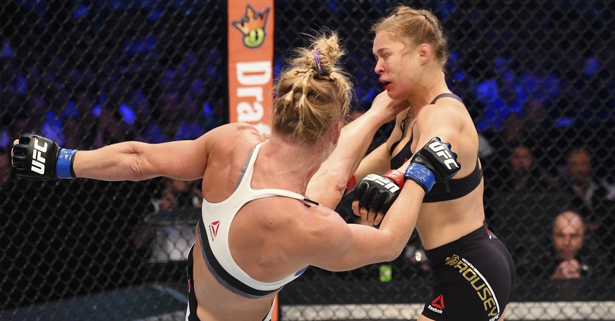 brfootball's tweet image. 12-1

Ronda Rousey suffers 1st UFC defeat; brutal KO in second round! #HolmVsRousey

▶️ble.ac/1Qoy9oP