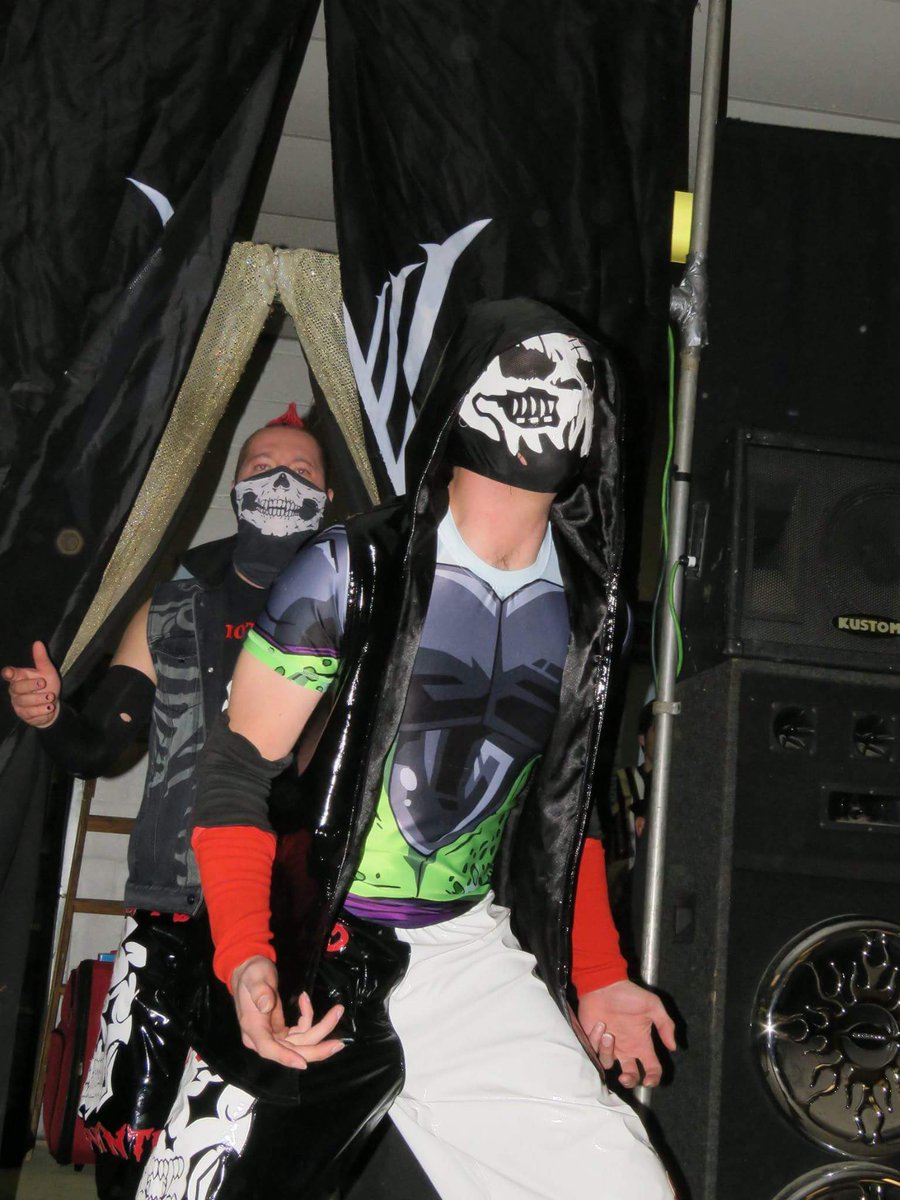 RCNightmare0's tweet image. #PerfectShadows just a teaser of my perfect form at WWWA with my @justsaiyan_gear get yours today! #JustSaiyan