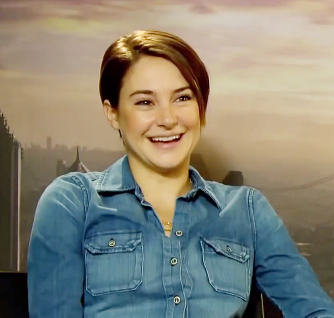 A big happy birthday for our amazing Shailene Woodley!! We love you so much!!      