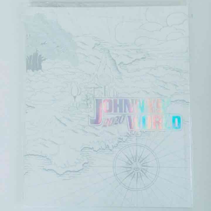 sz__wapple's tweet photo. 『Johnnys' 2020World パ… (¥1,500)』 フリマアプリ「メルカリ」で販売中♪ https://t.co/NGlWkeodQb https://t.co/dQ0wJUUbML