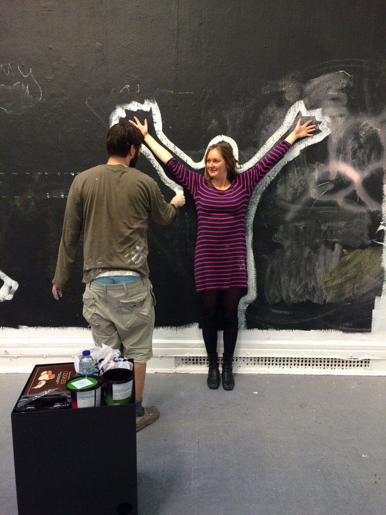 AgainstDelivery's tweet photo. #EARN planning committee saying last #goodbye #withoutwords #backtowhite @SladeSchool @LAHP_DTP https://t.co/HhESx5Ycbh
