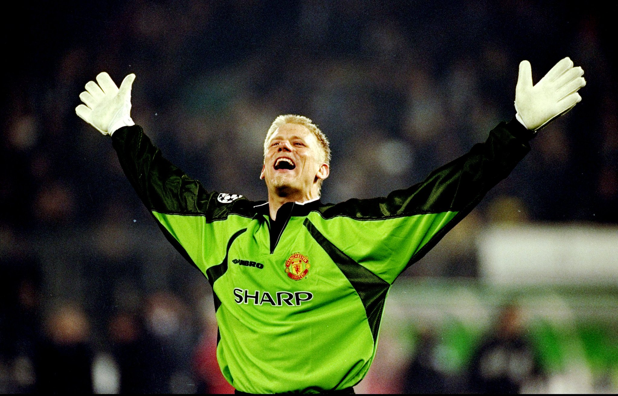 Happy birthday Michael Dawson (32), Pschmeichel1 (52) &amp; Omar Larrosa (68)
 