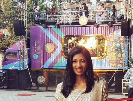 lakshmirebecca's tweet photo. Anchoring the fun #motospotlight in #Ahmedabad. Fantastic #music coming up: #Spudinthebox #DipZip & @bandishprojekt. https://t.co/mCKSBgDDRu