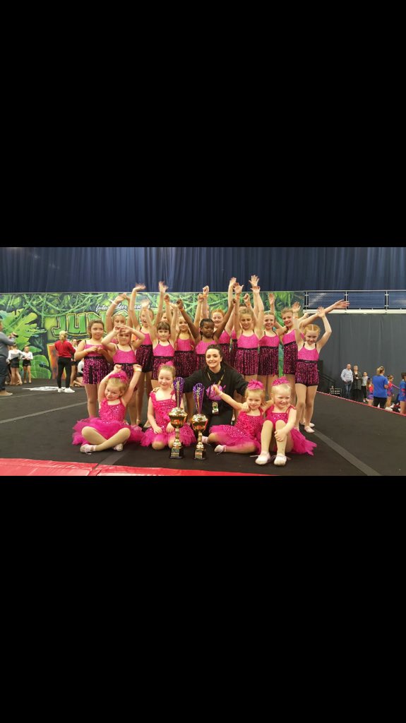 illusion_cheer's tweet photo. https://t.co/rcFaqgYxaE