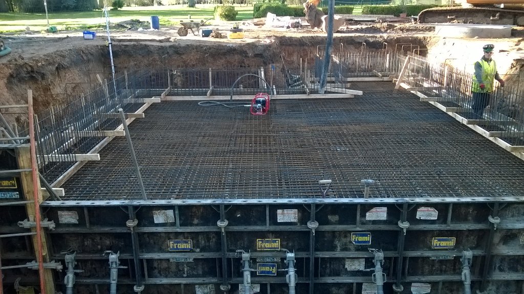A1Infrastructur's tweet photo. Shallow  end  of pool  all prep ready for concrete https://t.co/hZRRBxFnnl
