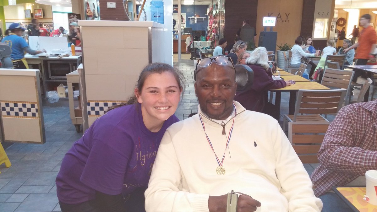 shelly_mongelli's tweet photo. Sharing God's love @Cross Creek Mall #p15 https://t.co/Eh9iyLt26X