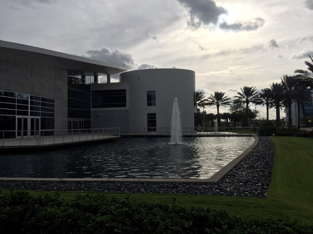 KickstartWknd's tweet photo. Thank you again @EmbryRiddle for the amazing venue #StartupDaytona #GSB2015 https://t.co/zyhCNaSvy8