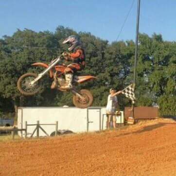 brooks_royce's tweet photo. Rocking the 50.....follow Sawyer Brooks on Instagram! https://t.co/kmpmL8mwLb