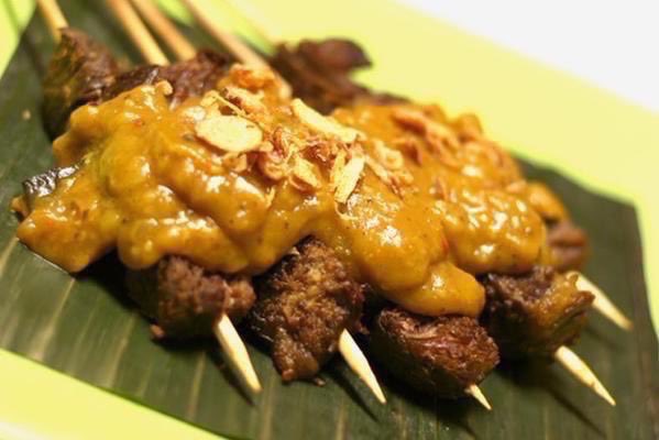 infobdg's tweet photo. 23 Sate Padang Enak di Bandung https://t.co/rgm224Ly19 #infoBDGkuliner https://t.co/ALS20o6enA