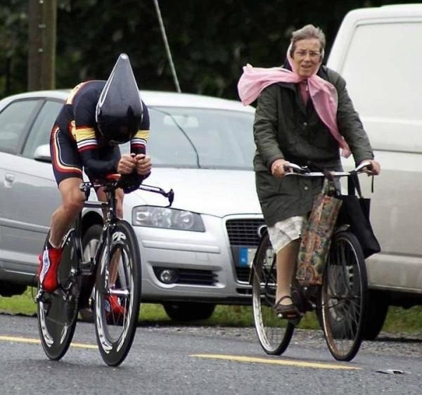BikeCotlo's tweet photo. Not sure exactly why, but this photo makes me grin lots.    #bike #cycling https://t.co/dv7XYyVkgt