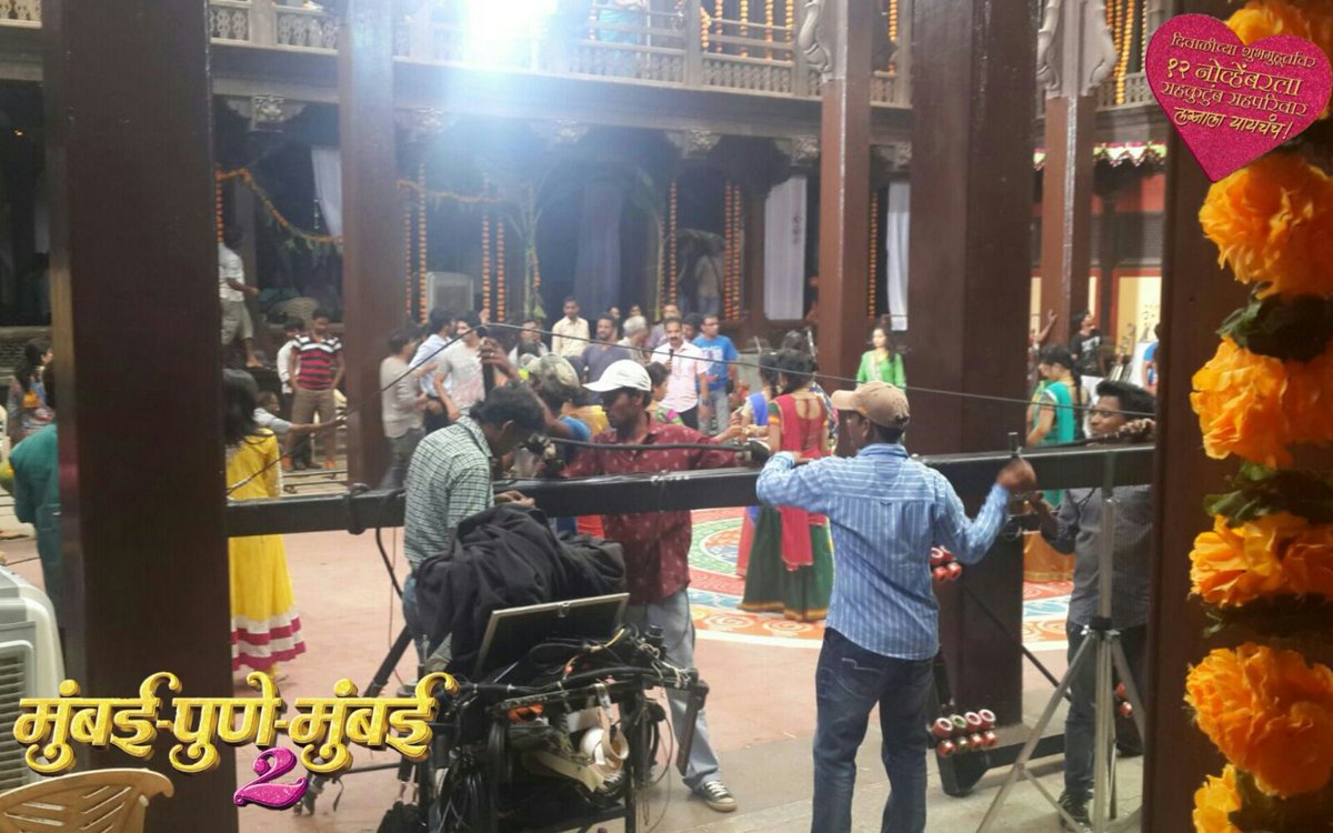 TeamSwwapnil's tweet photo. Making of #BandBajaa , On set dhamal,  Fun behind the camera. 
https://t.co/tpYsDXhGqX https://t.co/ycjCk50yh3