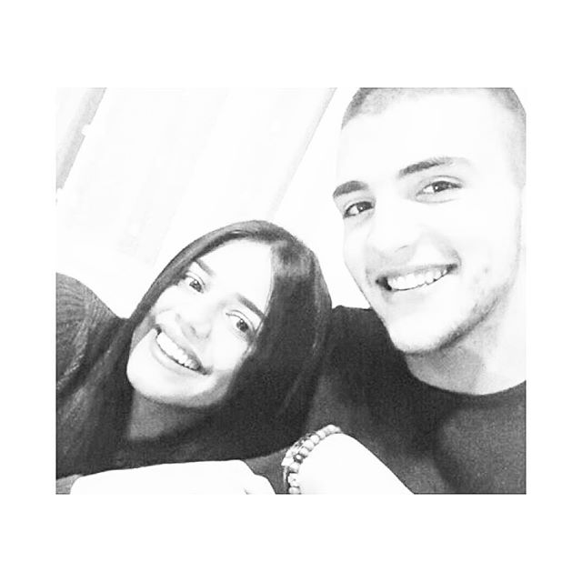 masaveljko's tweet photo. ❤️ ❤️ ❤️ #NAJDRAZI #MOJ @VeljkoRaznatov1 https://t.co/K0uDHdYcyU