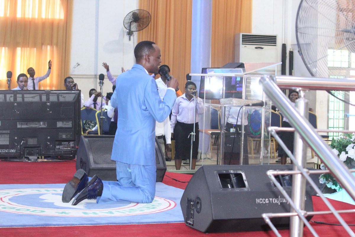 rccghq's tweet photo. #BreakthroughService 
#PossessingYourInheritance
@PastorJFOdesola 

Live ViA: https://t.co/5CwThOBy6O https://t.co/sOi86JiVkY