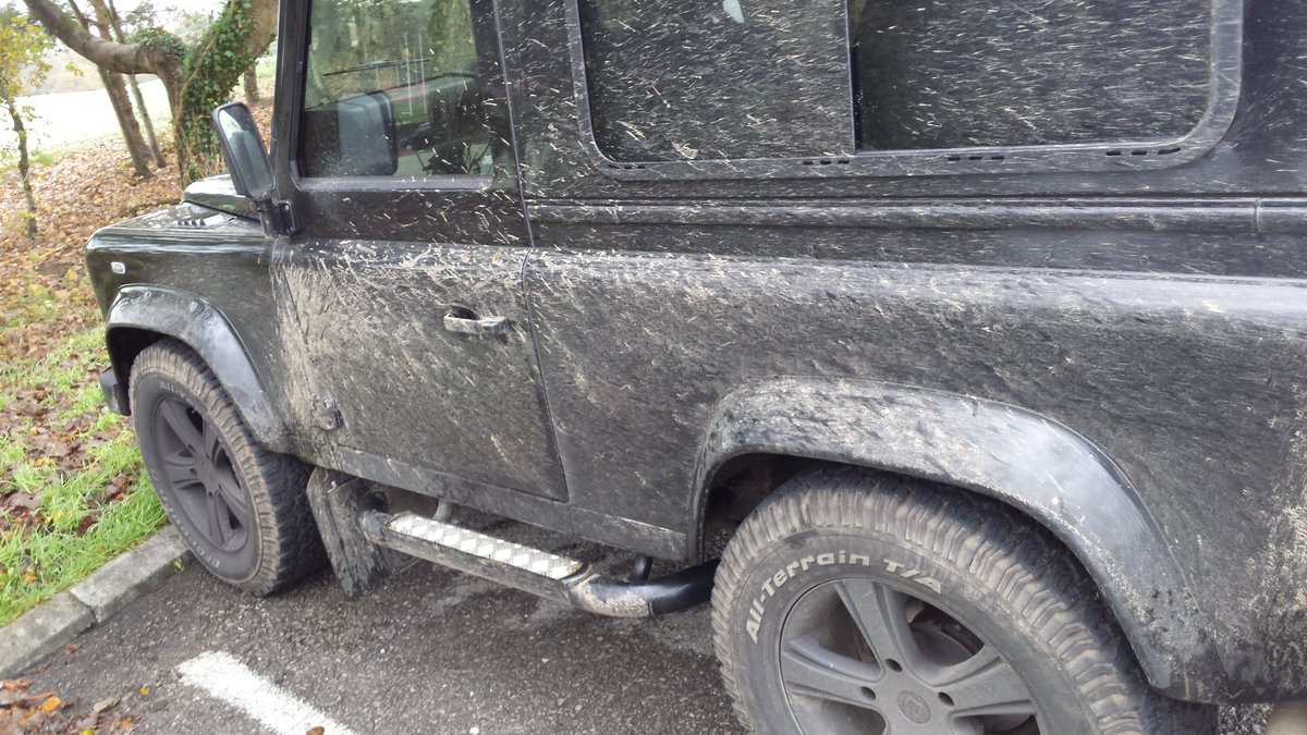 ArnottsTim's tweet image. Before and after pictures of a defender from this week