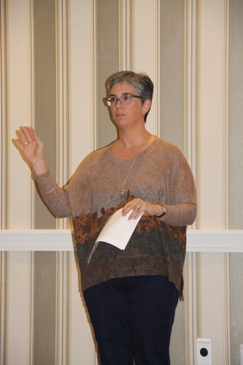 <a href="/NursingIHD/">NursingIHD</a> #DesignNurse NIHD Committee Chairs report #Hcdcon <a href="/SSR_TechGroup/">AllisonG</a>