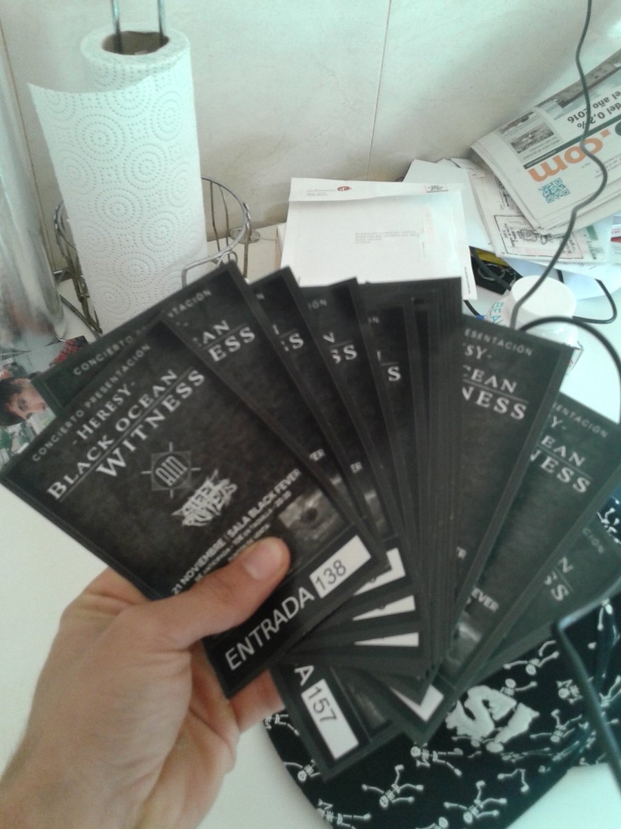 Tu, tus amigos, fever, sabado, AIN, the flying scarecrow, B.O.W. 

Te lo vas a perder?