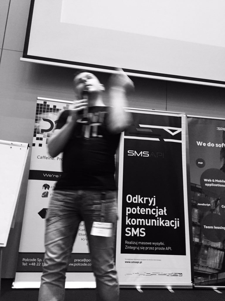 leafnode's tweet image. New singer on stage! #phpconpl @mariuszgil @srcministry