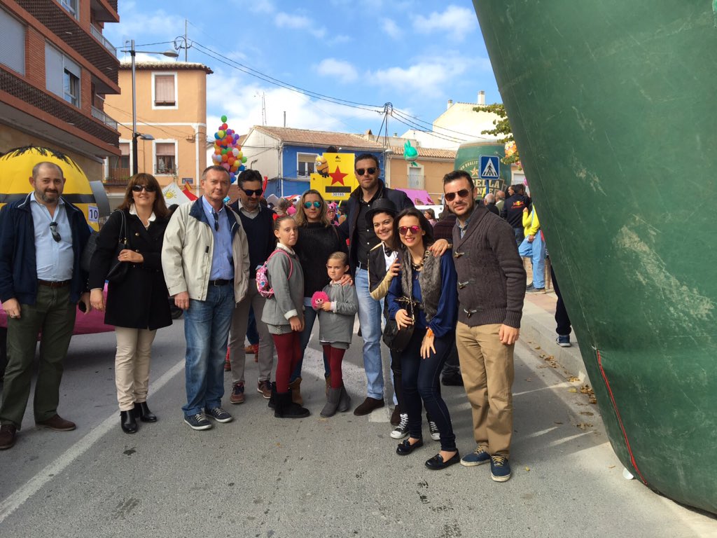 JoseFcoViejo's tweet photo. Qué buen día pasamos ayer el  'Los Autos Locos' de #Archivel, gran iniciativa de @ArchivelFiestas https://t.co/dJh3jtpI7R