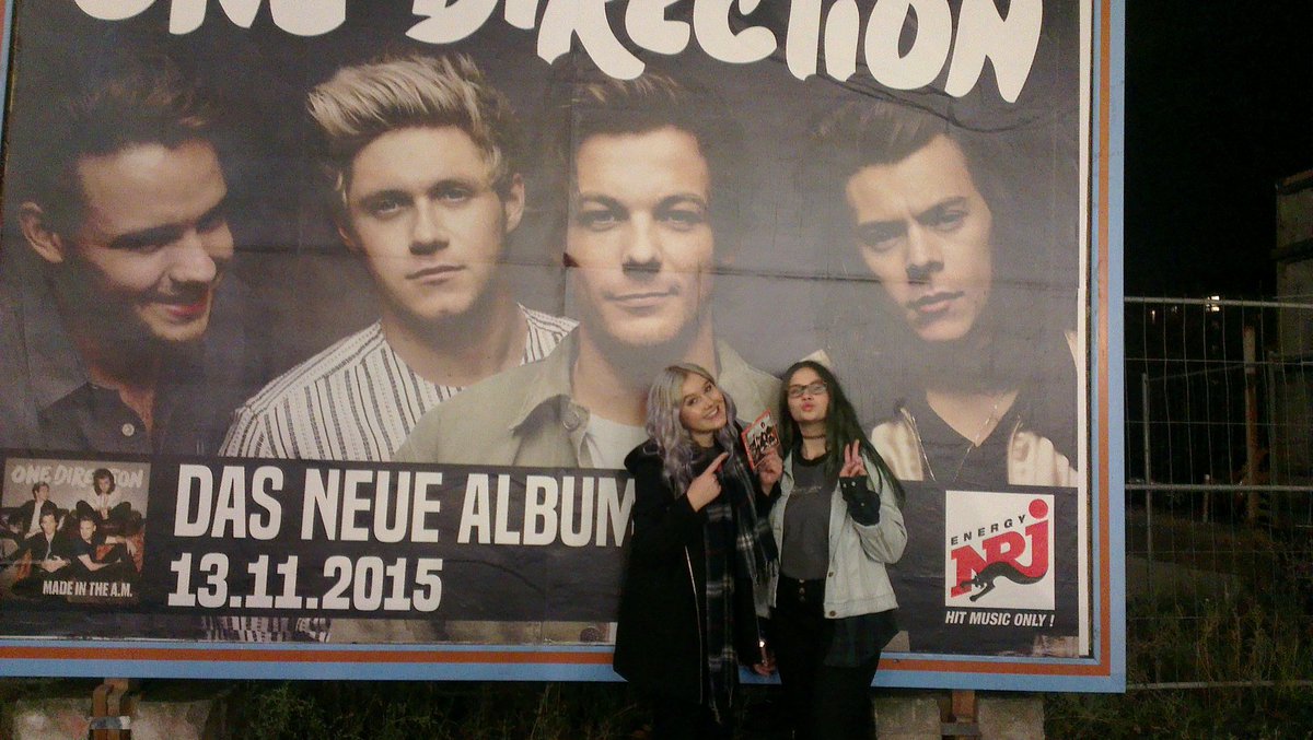 cirizle's tweet photo. @German1DTeam #GermanyLovesMITAM 😱😱😱😍 https://t.co/VMEVpATiv6