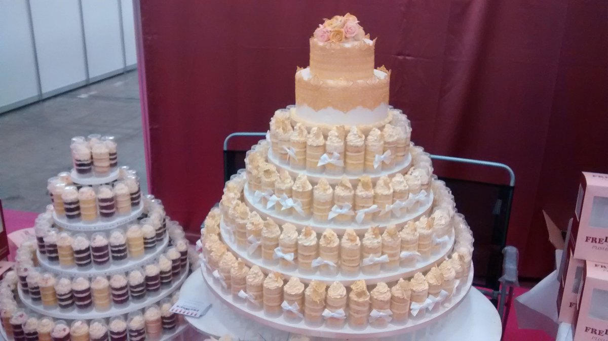 dadbakes's tweet image. So many tempting treats at the @BBCGoodFoodShow #GFSLDN
