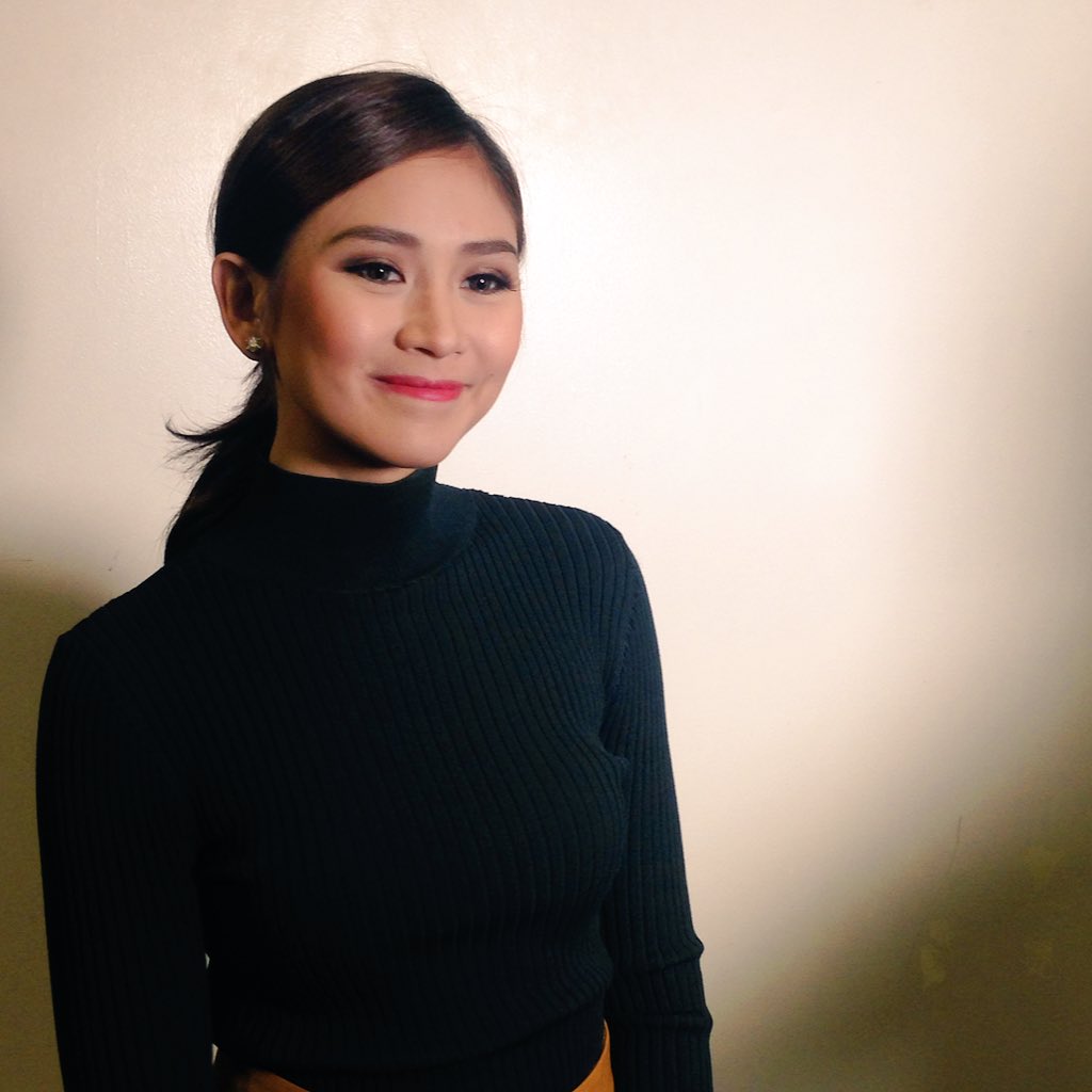 purplefadz's tweet photo. Today. @JustSarahG #TYForTheLoveSARAHG https://t.co/Sb8FajvZJk