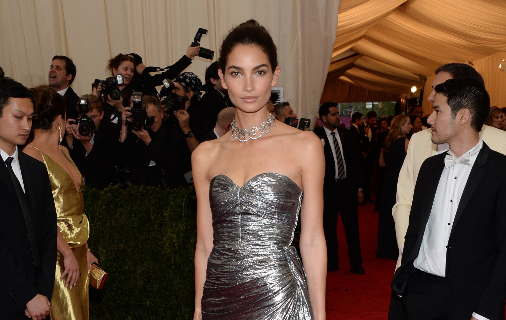 Happy Birthday ! Repasa las fotos más hot del ángel de 