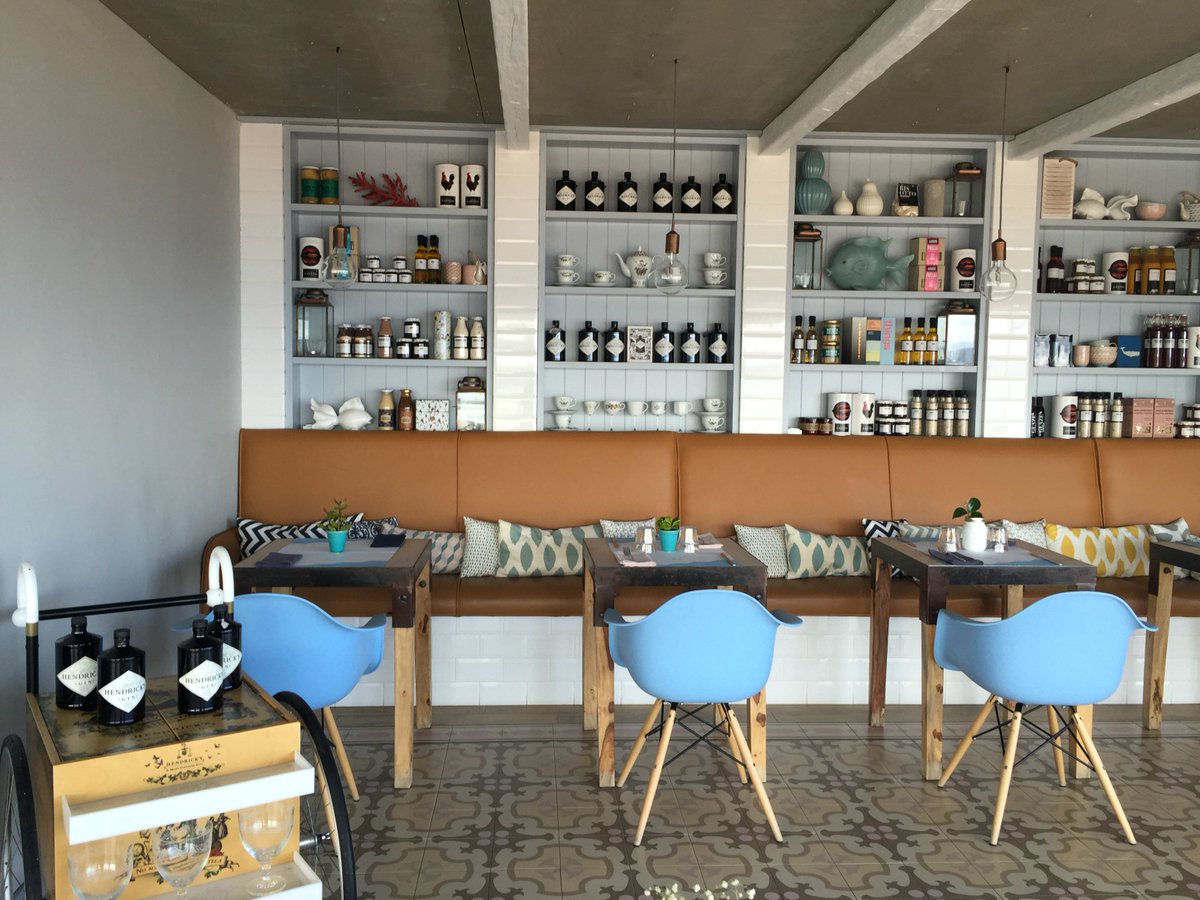 marienavisual's tweet photo. Restaurante LaPlaya de Luanco, Asturias. https://t.co/0VfgXUy3yC #laplayadeluanco #restaurantelaplaya #luanco https://t.co/IwsobfSuv9