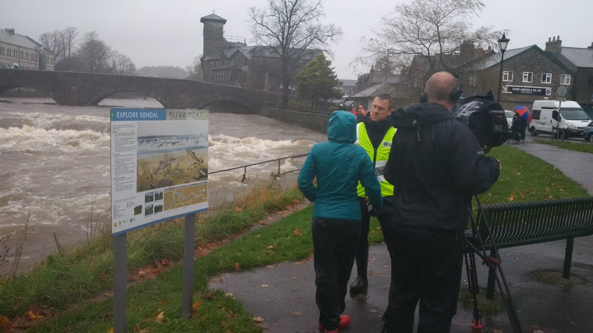 Paul_Reeves's tweet photo. We are still out at Victoria Bridge in #Kendal #Cumbria  River levels have now peaked #Cumbriastorm #floodaware. https://t.co/ouW8WbyB9h