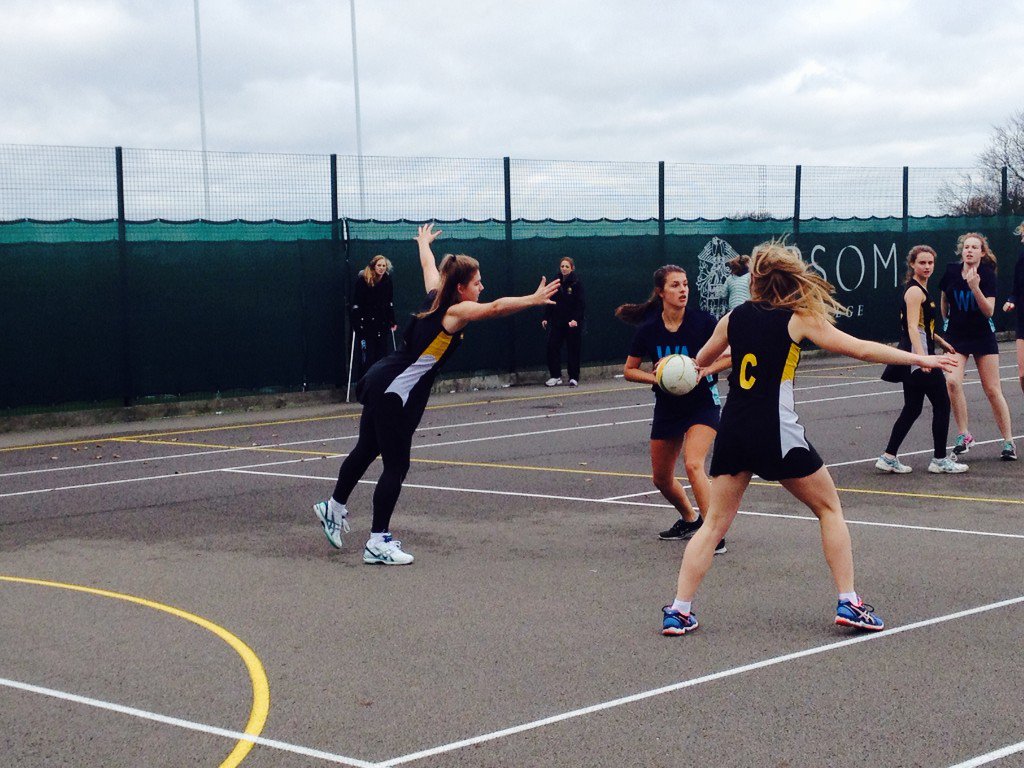 NetCats200's tweet image. Whoop whoop the win came for the 1st VII v Surbiton! U14s up to 3 wins now.  U16s currently up v Putney #NetCats